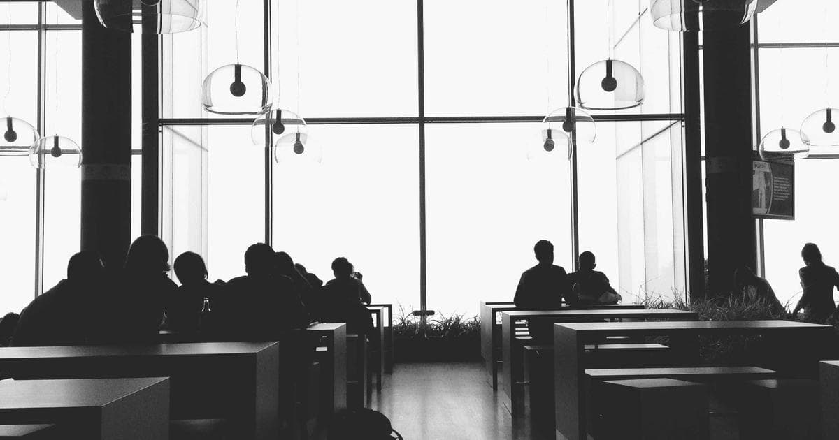 The End of Guesswork: How AI Determines the Perfect Send Time