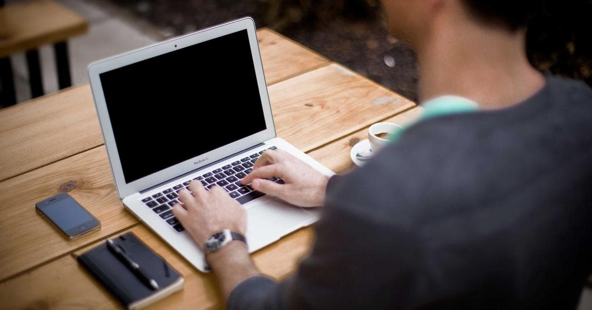 Data Storytelling: Using AI Analytics from Email and SEO to Understand Your Customer Journey